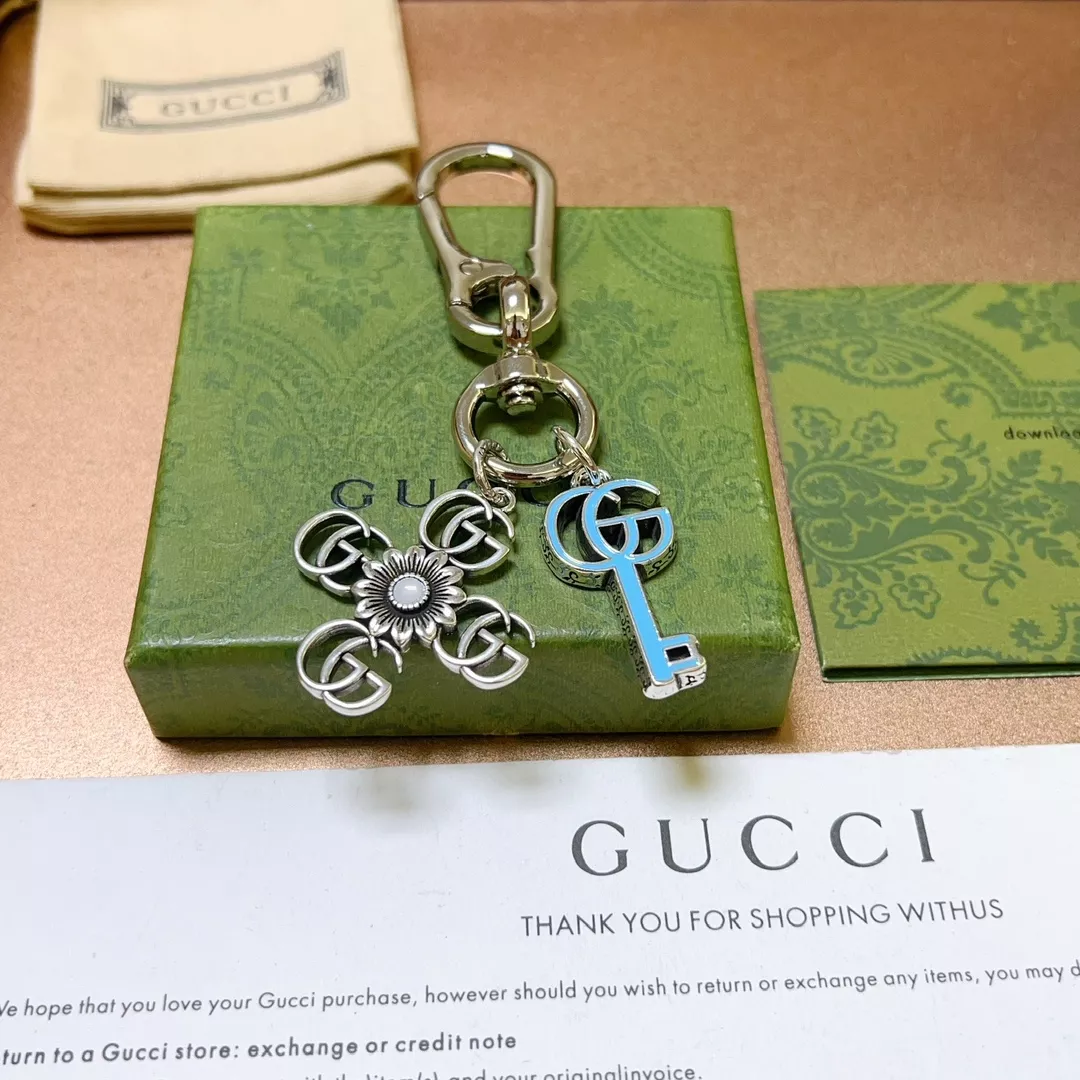 gucci key holder and boucle de sac s_12b15b13